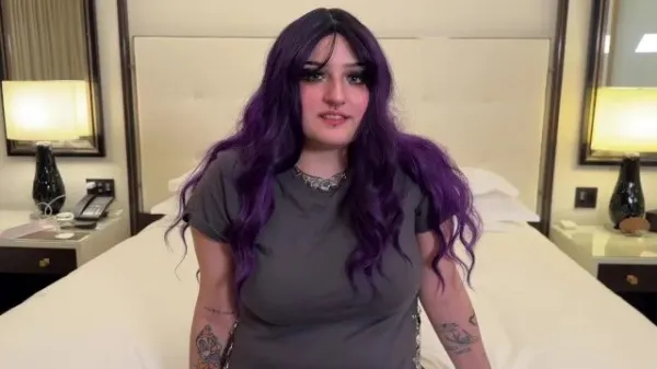 Lingerie Photoshoot Turns to Sex for Big Booty Amateur